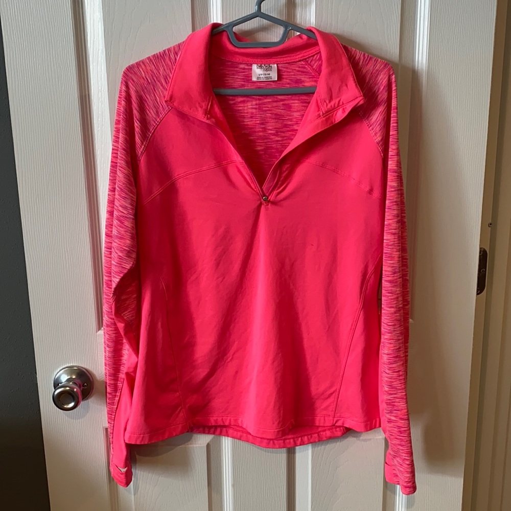 Athletic long sleeve